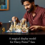 LEGO Harry Potter Hogwarts Castle and Grounds 76419 - Image 2